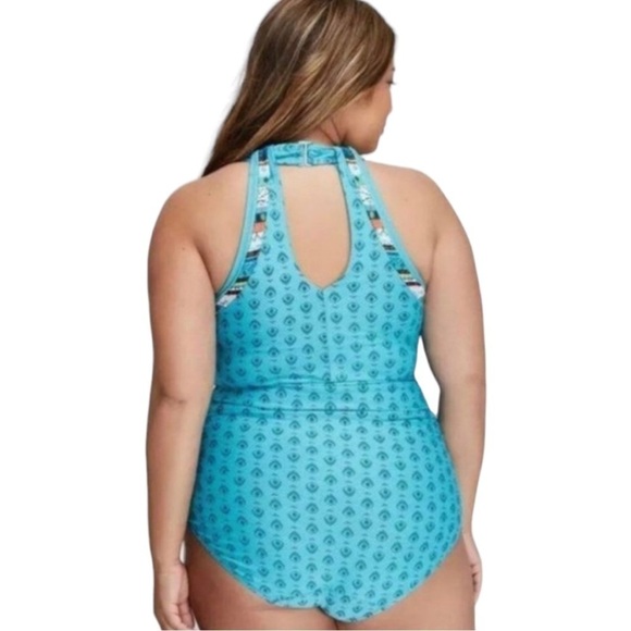 Lane Bryant NWOT One Piece Swimsuit With Plunge- 40DD - Picture 2 of 6